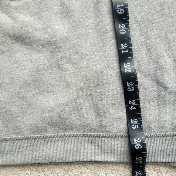 American Eagle Christmas Sweatshirt Soft and Comfy Size XL - Picture 4 of 8